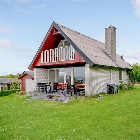 Two-bedroom Holiday In Brenderup Fyn * Vedelshave